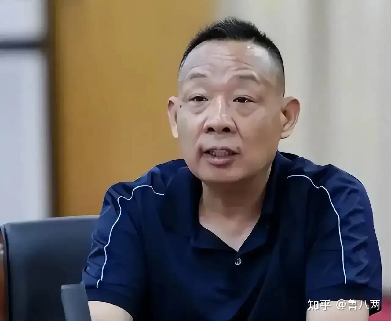 于东来发文禁员工互相借钱：借钱不成熟？扣光奖金福利晋升
