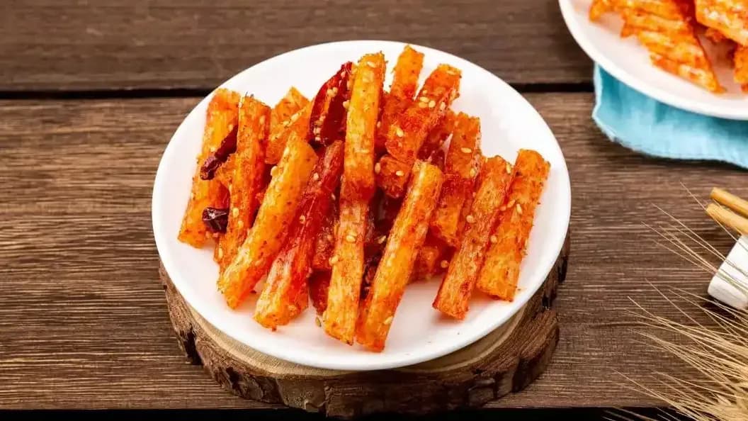 「吃了不烧心」是真的吗？火腿肠方便面辣条销量下滑求证