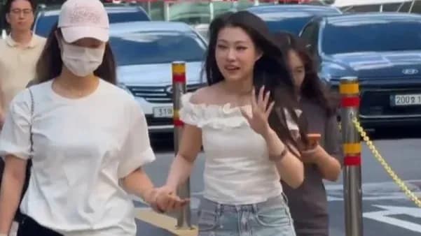 沈佳润韩国练舞骨折求证：伤情说法有没有实锤