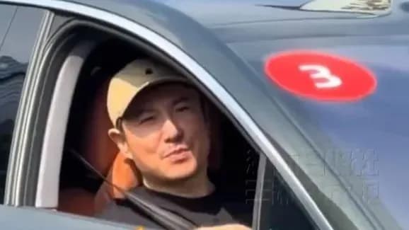 沈腾路口喊话被拍两件事盘点：路人怎么拍，他怎么接