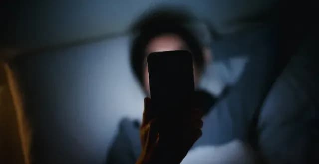 「短剧一哥」还在亏钱是真的吗：8亿人刷短剧说法求证
