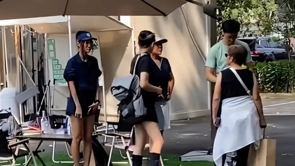 宋丹丹带李静晨跑两件事盘点：56岁对65岁的差距，是不是被放大了