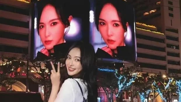 唐嫣打卡代言大屏始末：路人镜头凭什么出圈