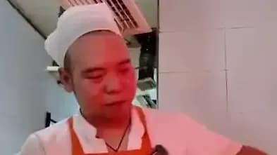 西安肉夹馍师傅的国庆：盘点三件事，3秒一个、手起泡、干到半夜
