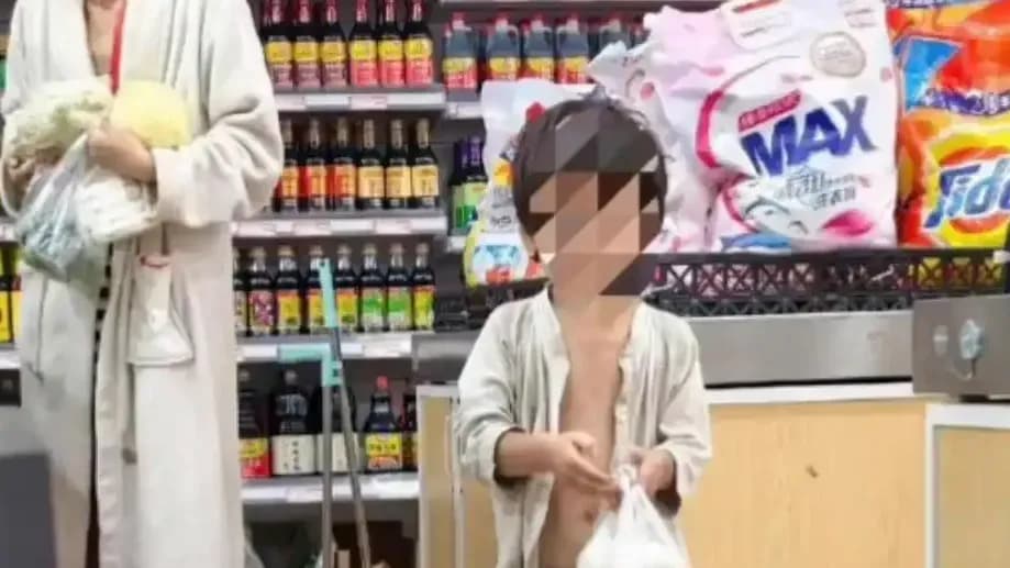 西咸新区母子街头游荡三件事：连夜寻找、拒绝救助、工作专班