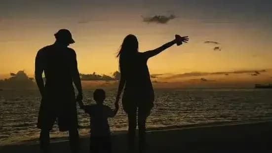 徐艺洋直播回应生子质疑：就一个孩子，自己生的