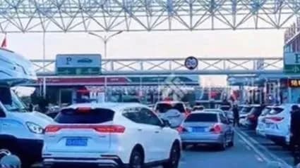 原阳服务区20项免费靠加油站养：该不该交叉补贴