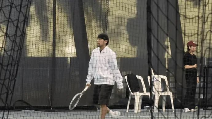 「顶流」这三件事串一起看：坐镇、喊停、送房是同一套路吗
