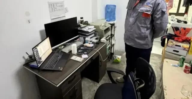 AI抢5万多个排队号被刑拘:空过的号是怎么回事