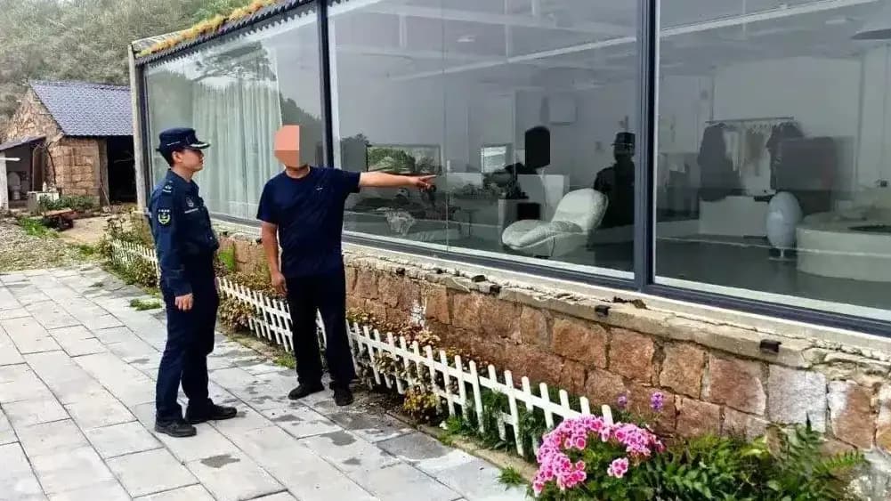 荒岛直播被查处档案:建房通电全直播,这次栽在哪一步