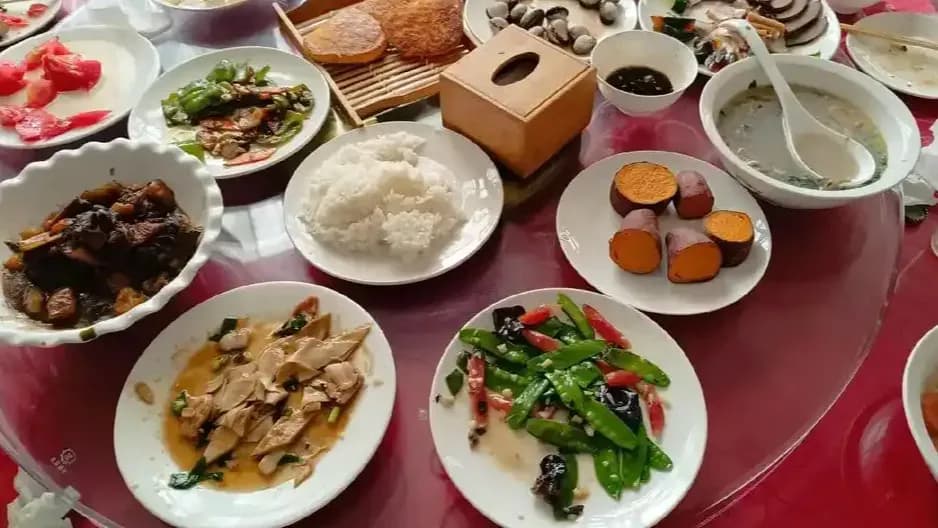 百万豪车老板吃剩菜档案:实体老板做号又一次翻车