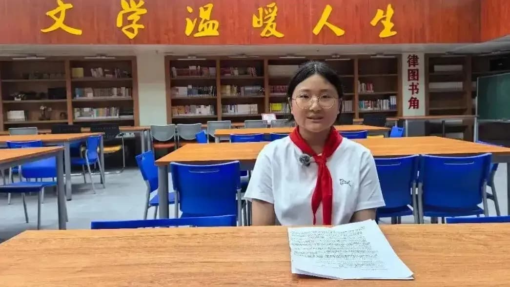 摘得万国邮联全球唯一金奖:13岁司芝元与她的一瓶蜜